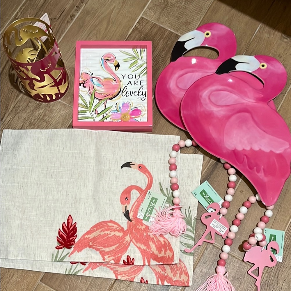 Flamingo Themed Decor Set